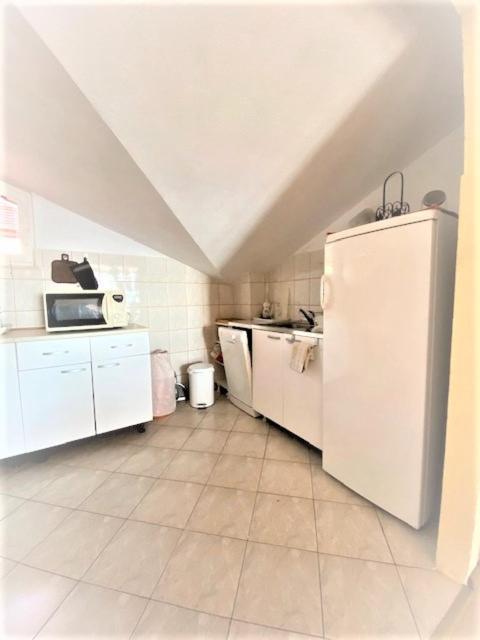 Amarante Apartments Kaštela Екстериор снимка